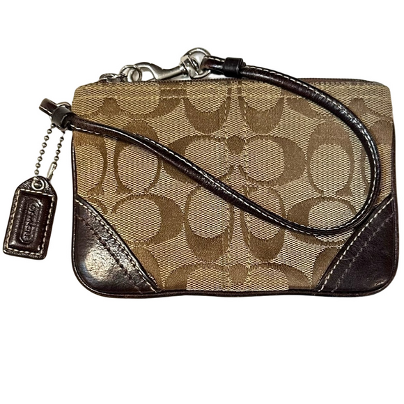 Coach wristlet w/hangtag Pre-loved signature jacquard fabric with leather trim - Picture 1 of 5
